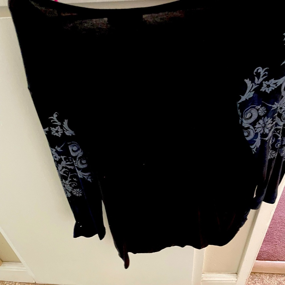 Women’s top with jewels in the front